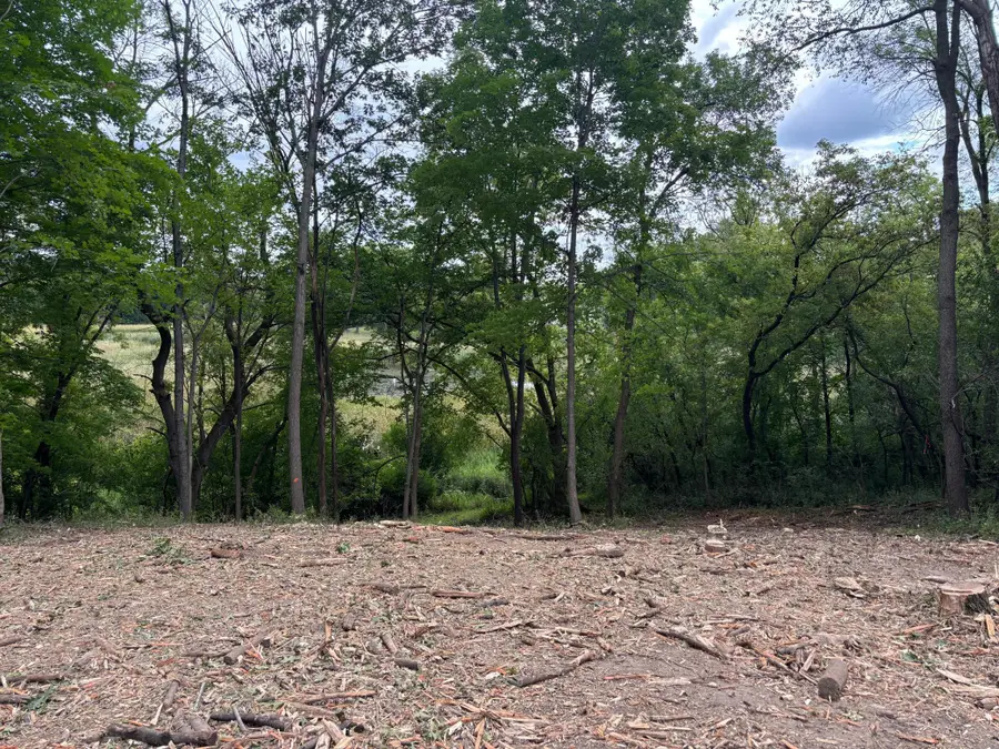 460 Indian Hill Road, Chanhassen, MN 55317 - Image #2