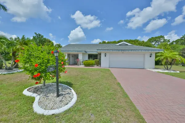 1819 New Bedford Drive, SUN CITY CENTER, FL 33573