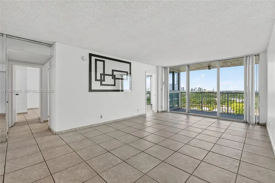 2655 Collins Ave #1502, Miami Beach, FL 33140 - #3