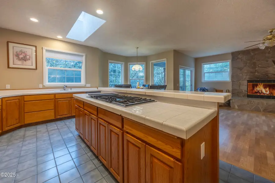 3190 NE Union Ave, Lincoln City, OR 97367 - Image #3