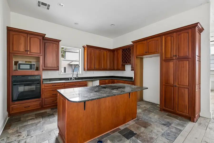 1010 W Chateau Lafitte Drive, Kenner, LA 70065 - #3