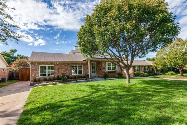 304 S Weatherred Drive, Richardson, TX 75080