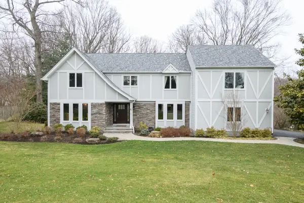 4 Packard Drive, Middletown, NJ 07748