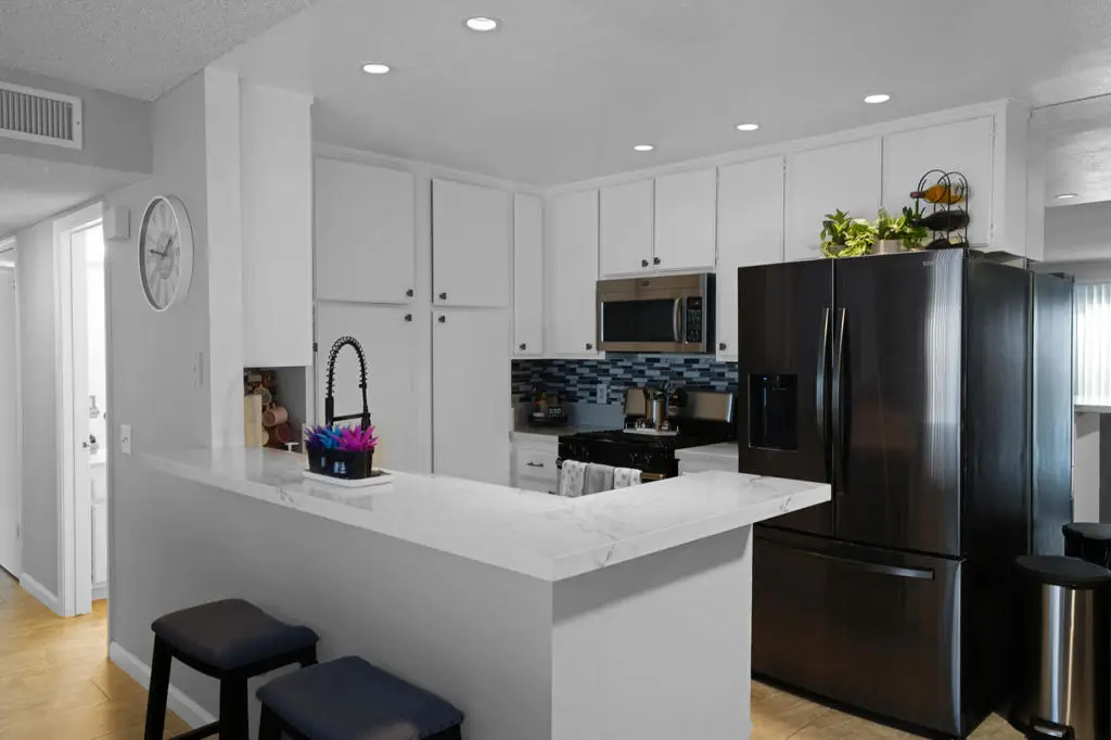 31200 Landau Boulevard, Cathedral City, CA 92234 - Image #1