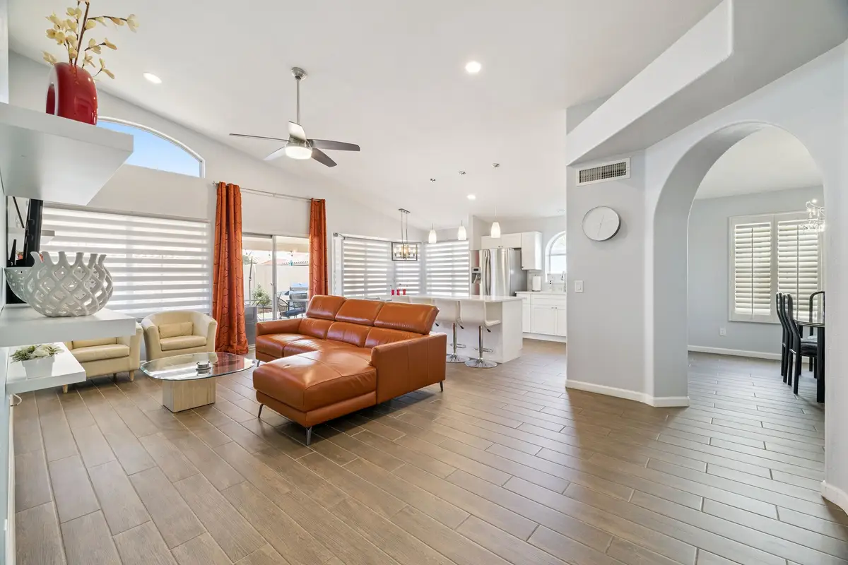 19206 N 36th Place, Phoenix, AZ 85050 - Image #1