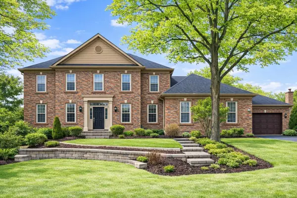 22 Aintree Road, St. Charles, IL 60174