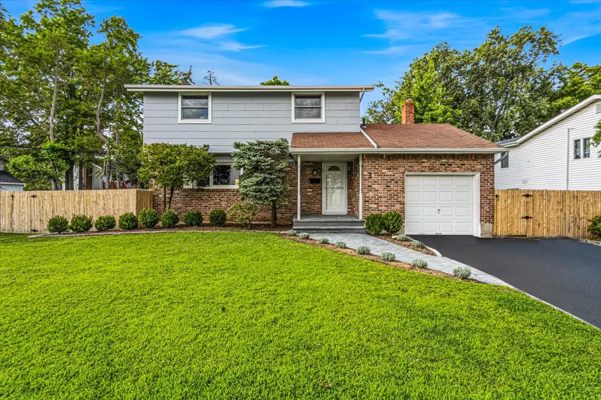 3 Fishermans Drive, Port Washington, NY 11050 - #1