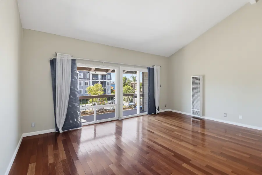 707 Fathom Drive #208, San Mateo, CA 94404 - #3