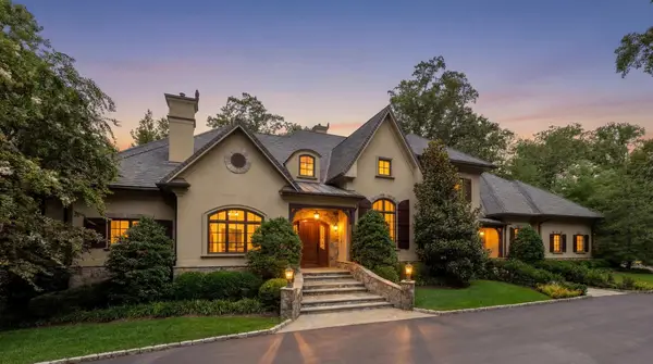 9250 Persimmon Tree Rd, POTOMAC, MD 20854