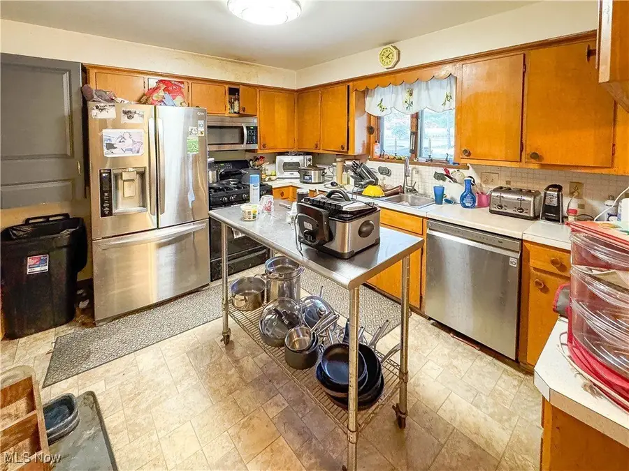 256 Warner Road, Hubbard, OH 44425 - #3