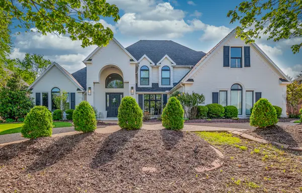 11 Sherwood Drive, Rogers, AR 72758