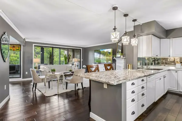 1077 Sibley Memorial Highway #602, Lilydale, MN 55118