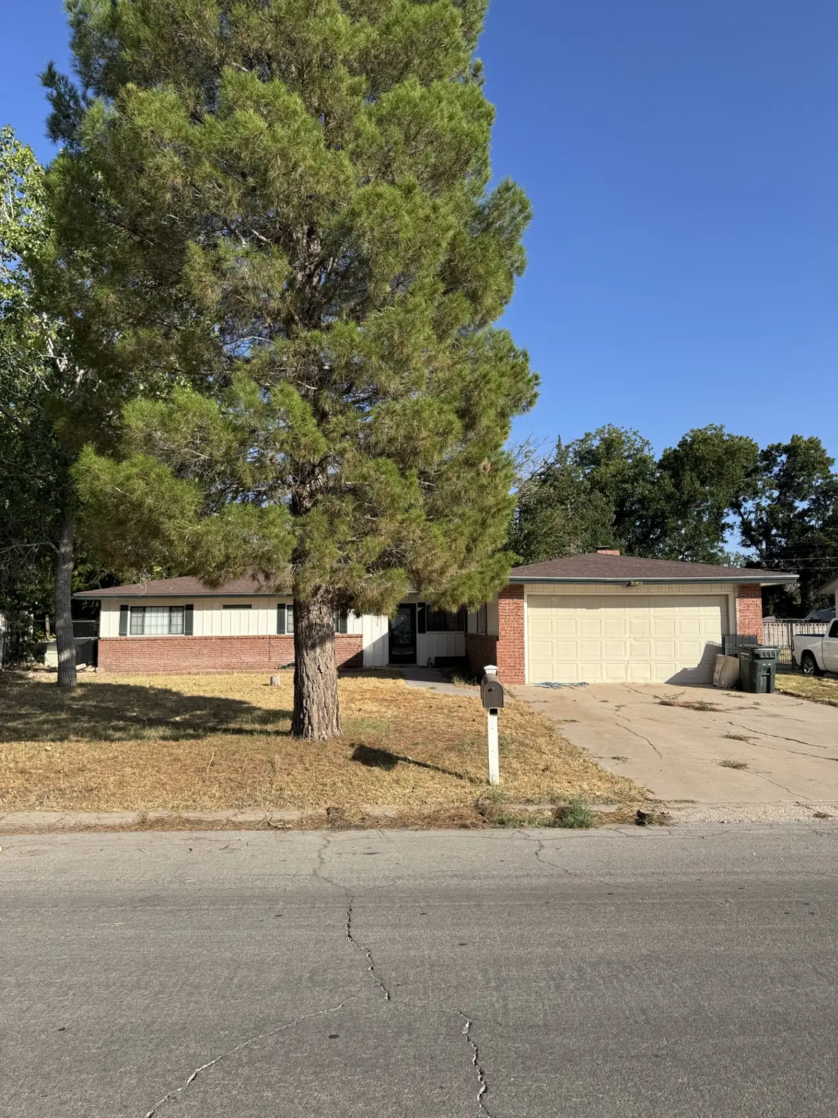 1508 S Country Club Cir, Carlsbad, NM 88220 - #1