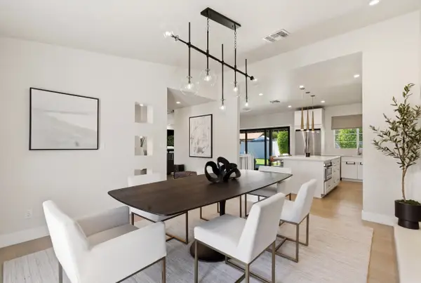 8372 E San Salvador Drive, Scottsdale, AZ 85258