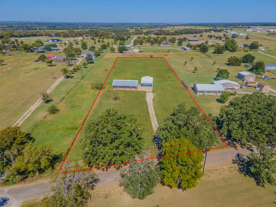 293 W Old Axtell Road, Waco, TX 76705 - Image #2