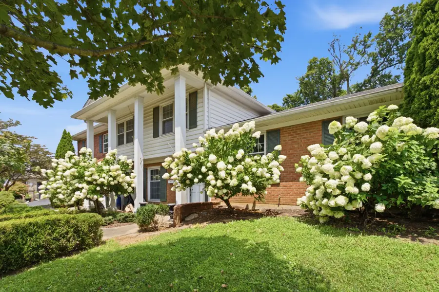 2985 Montavesta Road, Lexington, KY 40502 - #2