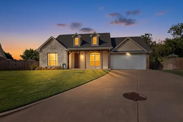 510 Mattie Lane, Lake Dallas, TX 75065