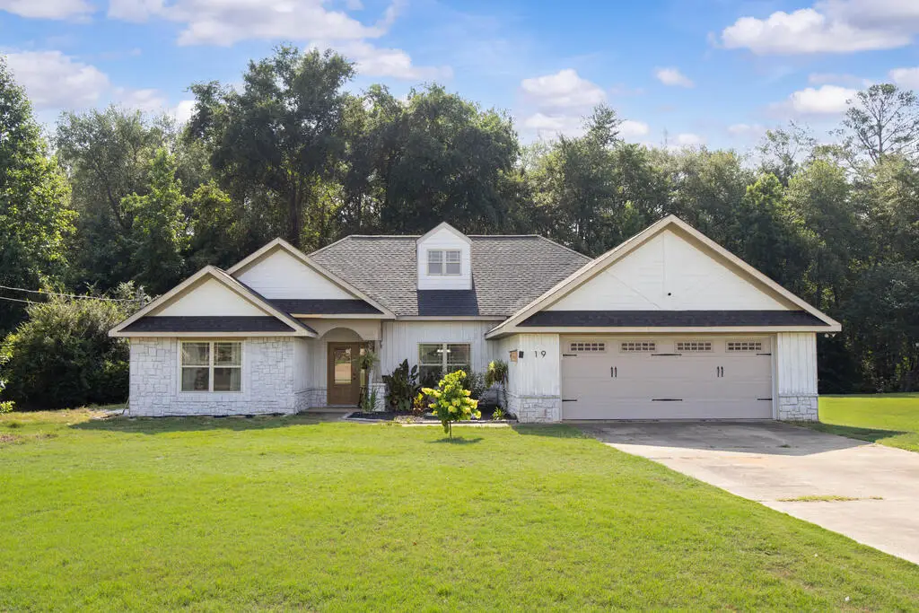 19 Isbell Road, Fort Mitchell, AL 36856 - #1