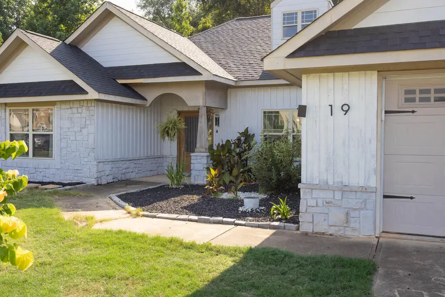 19 Isbell Road, Fort Mitchell, AL 36856 - #3
