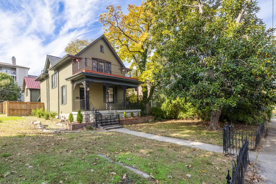 111 32nd Ave S, Nashville, TN 37212 - Image #3