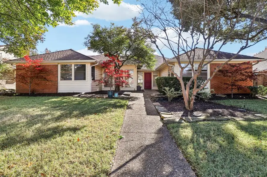 7332 Arbor Oaks Drive, Dallas, TX 75248 - Image #2