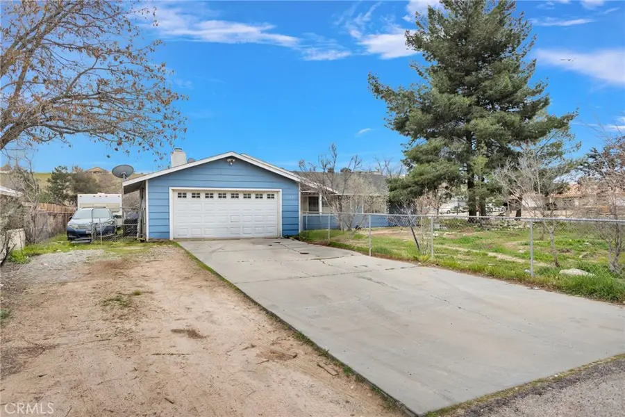 17405 Adobe, Hesperia, CA 92345 - #3