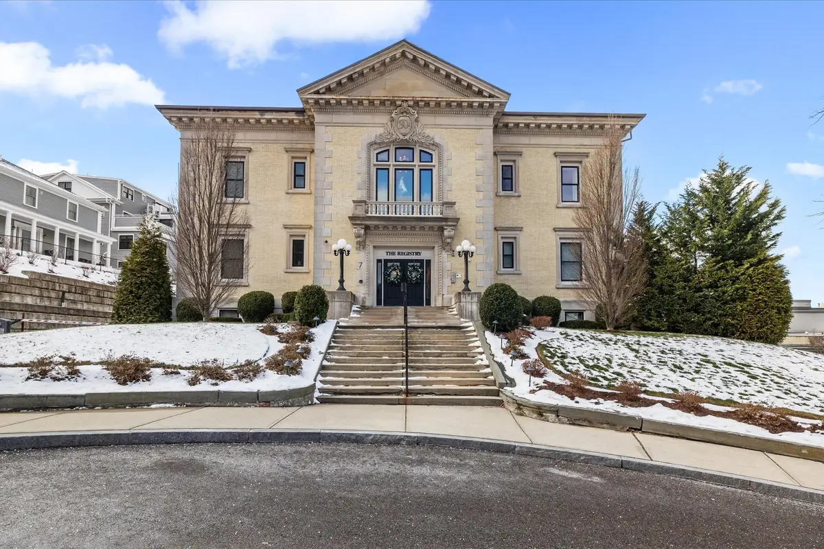 7 Russell Street #303, Plymouth, MA 02360 - Image #1