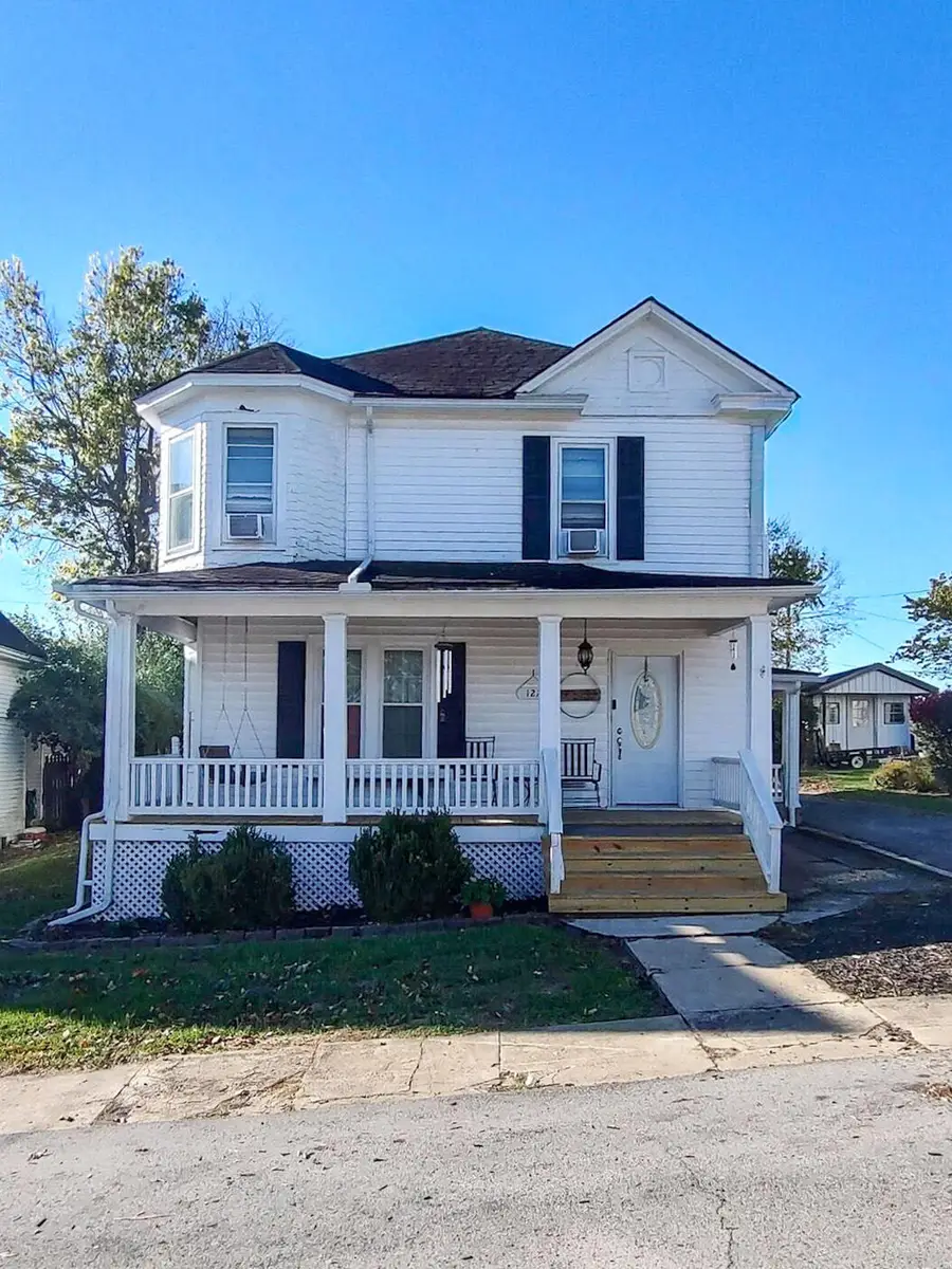 127 Mills Avenue, Flemingsburg, KY 41041 - #3