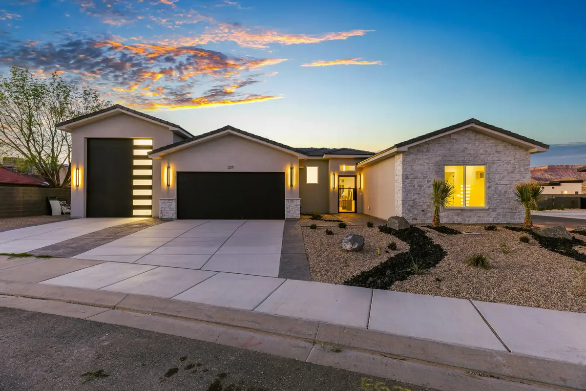 237 E 1100, Hurricane, UT 84737 - #1