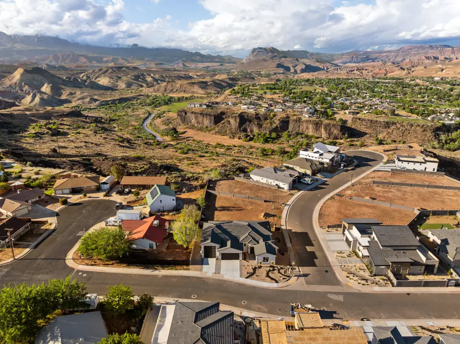 237 E 1100, Hurricane, UT 84737 - #2