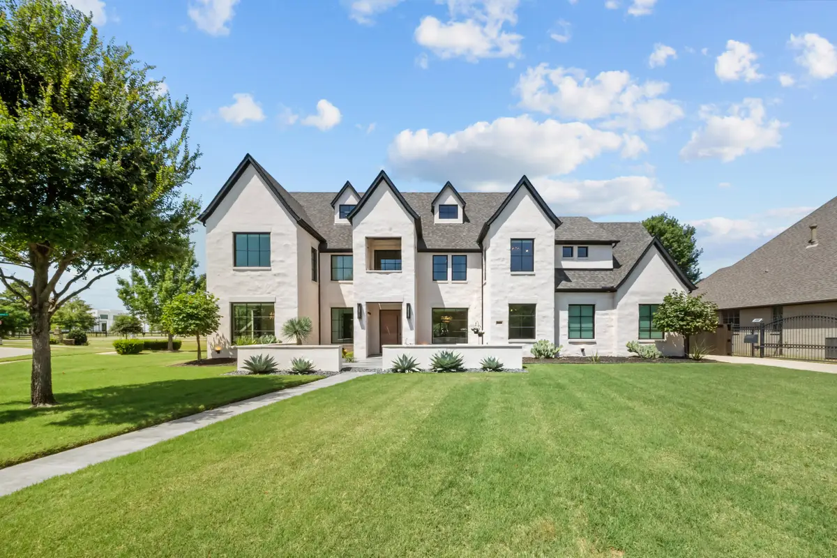 2400 Oak Bend Court, Southlake, TX 76092 - #1