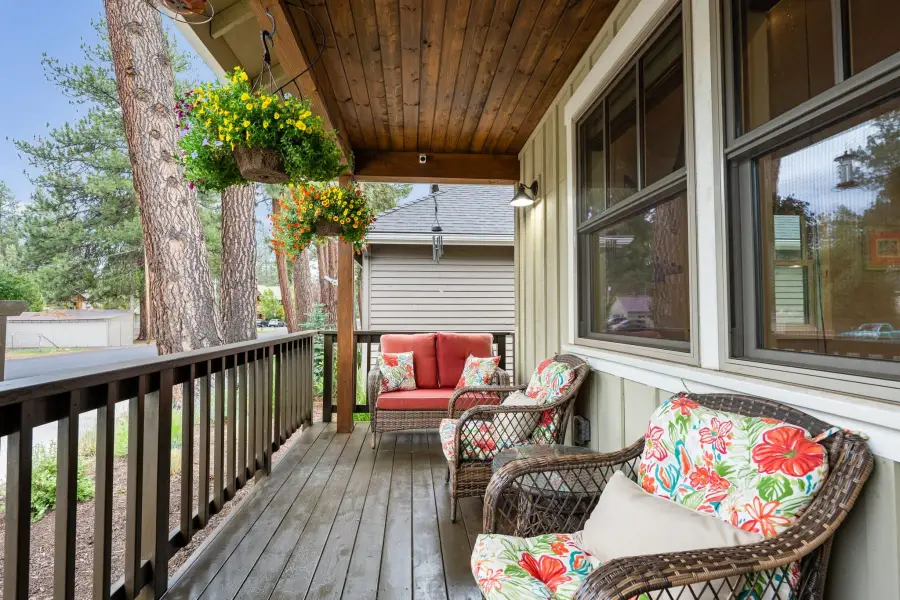 301 S Pine Street, Sisters, OR 97759 - #3