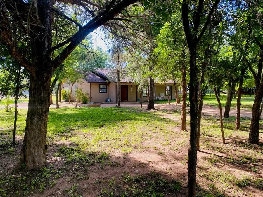 185 East Street, Buffalo Gap, TX 79508 - Image #3