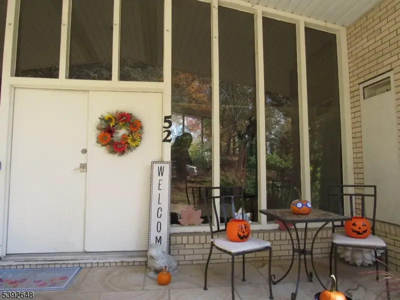 52 Chopin Drive, Wayne, NJ 07470 - Image #2