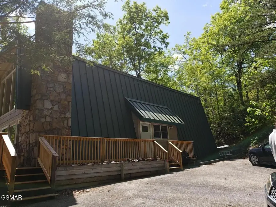 1116 Alpenrose Drive, Gatlinburg, TN 37738 - #3