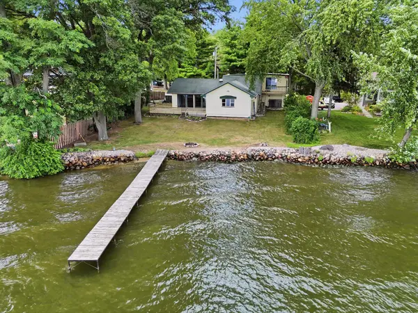 40 Bayer Lane, Wisconsin Dells, WI 53965