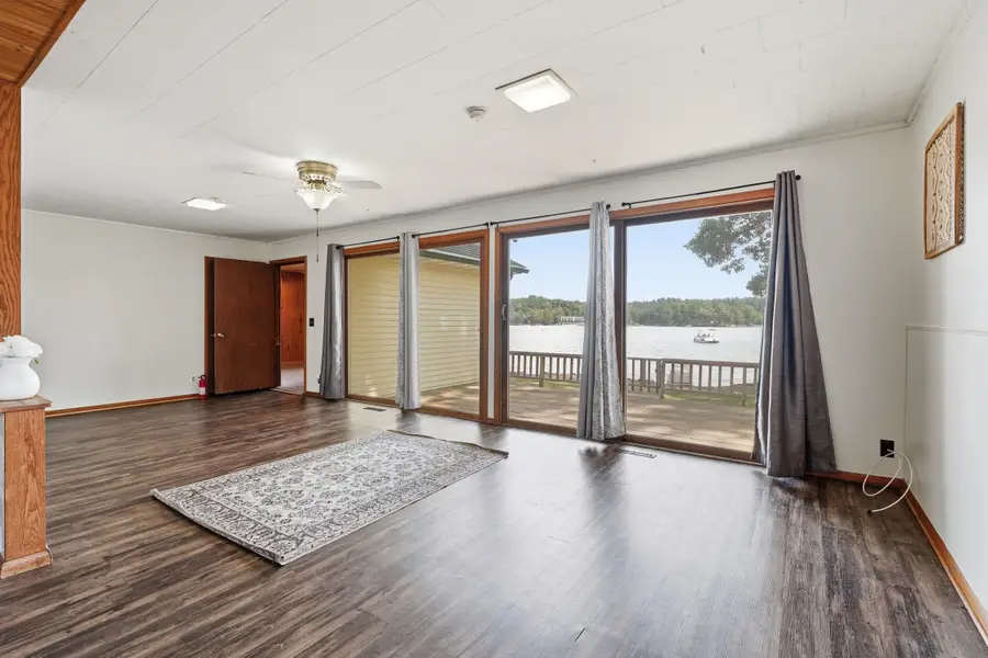 40 Bayer Lane, Wisconsin Dells, WI 53965 - #2