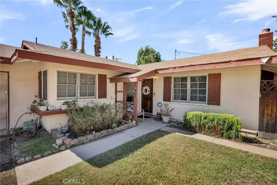 3085 Flanders Rd, Riverside, CA 92507 - Image #2