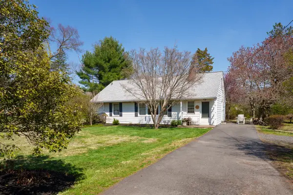 62 Carter Rd, PRINCETON, NJ 08540