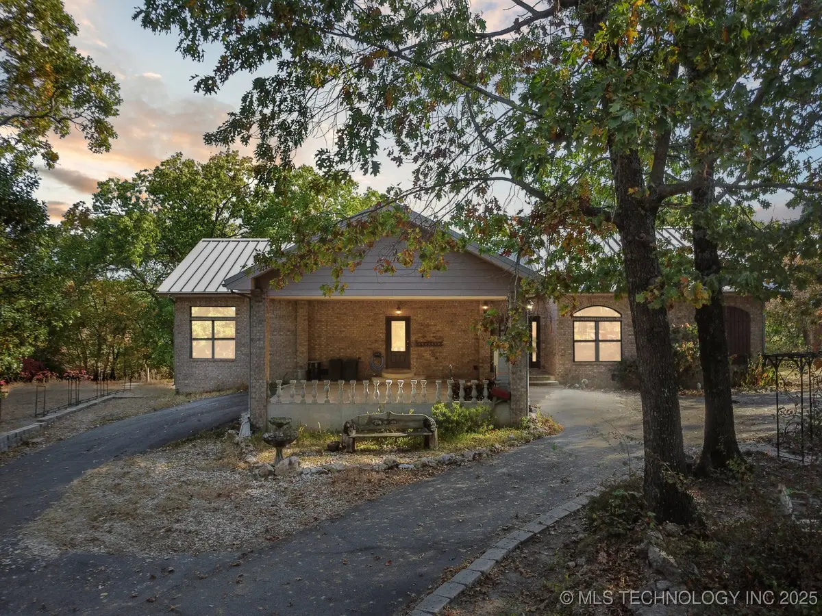 3537 NE 4448 Drive, Spavinaw, OK 74366 - Image #1