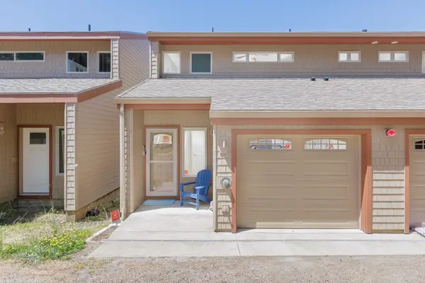 501 Center, Yachats, OR 97498