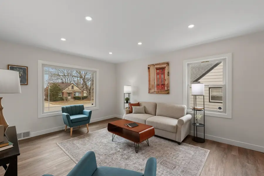 3541 S 46th St, Greenfield, WI 53220 - #3