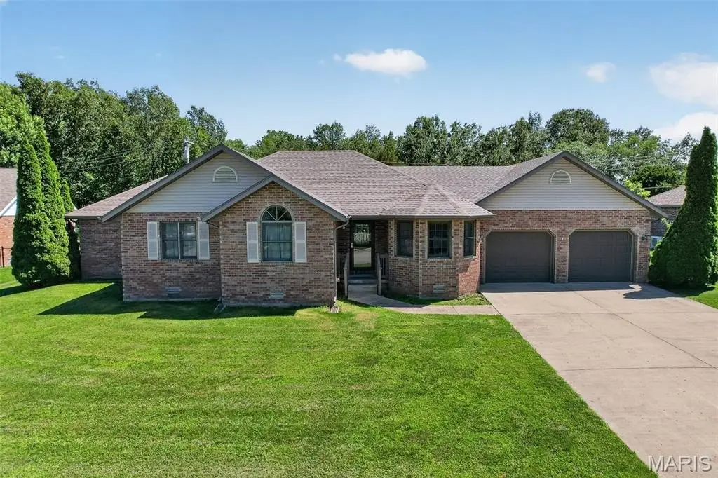 2220 Cherry Blossom Circle, Lebanon, MO 65536 - #1