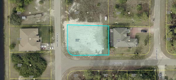 733 S Anaconda Ave., Lehigh Acres, FL 33974