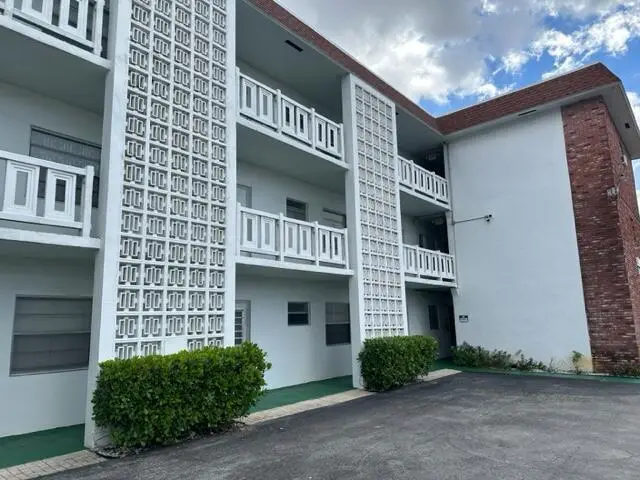 1380 NW 43 Terrace #306, Lauderhill, FL 33313 - #2