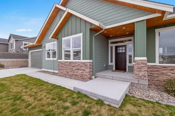 1743 Golden Hills Drive, Lewiston, ID 83501