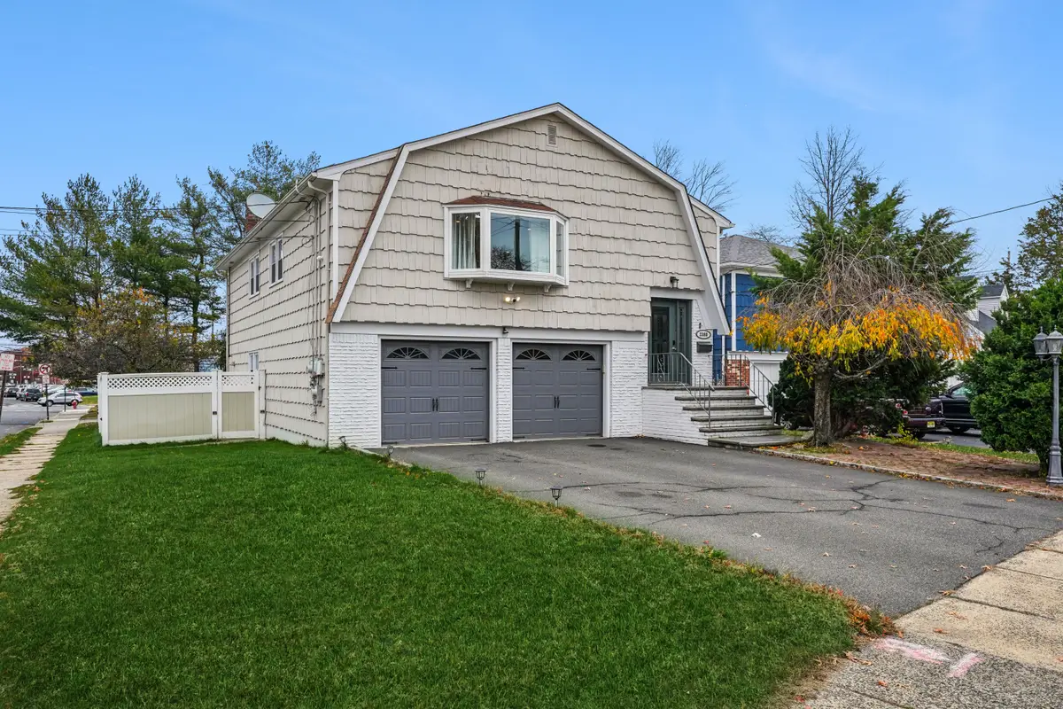 2389 Steuben St, Union, NJ 07083 - Image #1