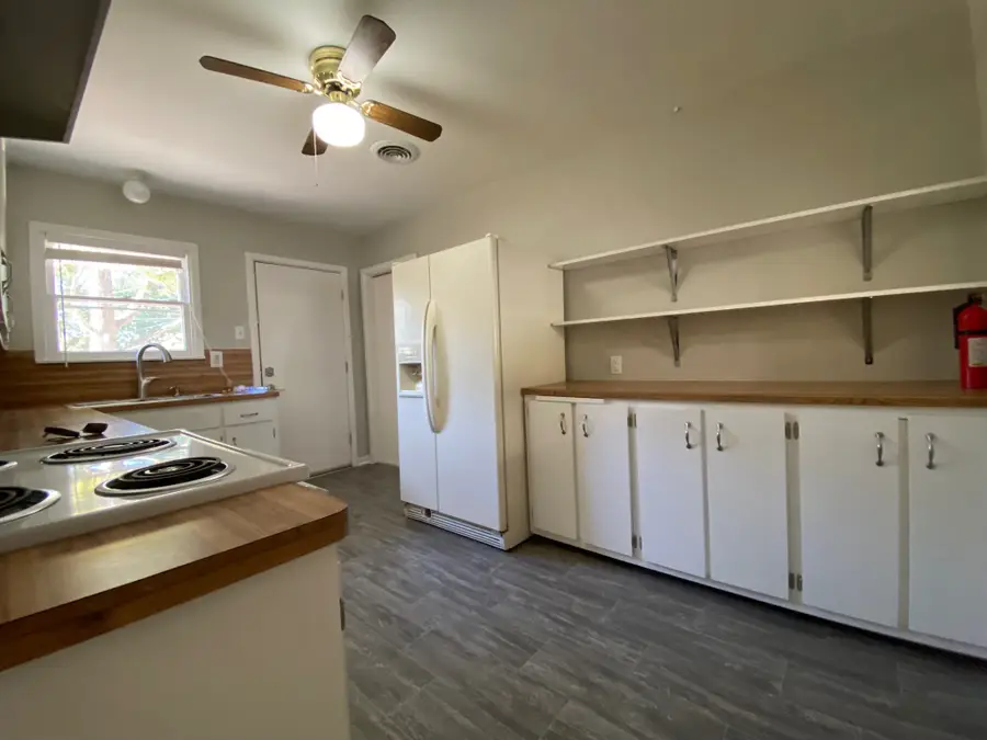 1818 S 39th St, Temple, TX 76504 - #3