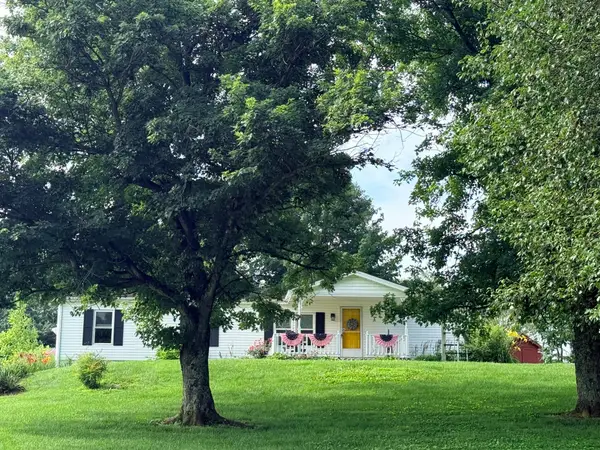 893 Herndon Lane, Eminence, KY 40019