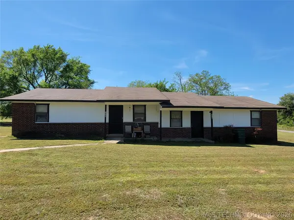 1923 N Maple Street, Sallisaw, OK 74955